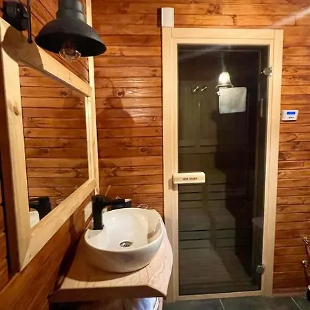 Panurlawoodenhouse Oezel Havuz& Sauna Mavi Chalet *