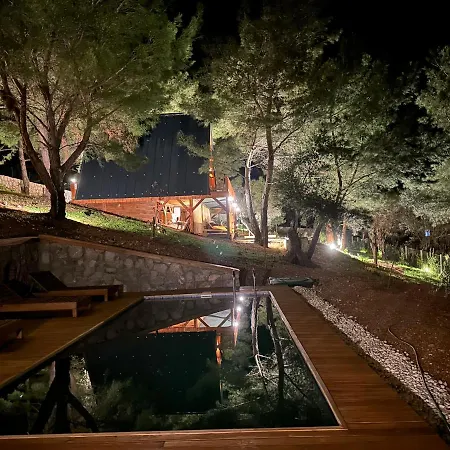 Panurlawoodenhouse Oezel Havuz& Sauna Mavi * Urla