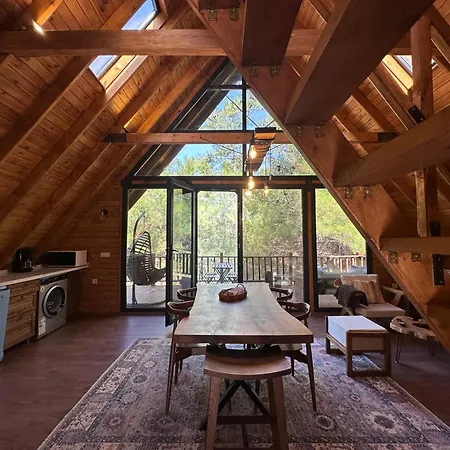 Chalet Panurlawoodenhouse Oezel Havuz& Sauna Mavi *