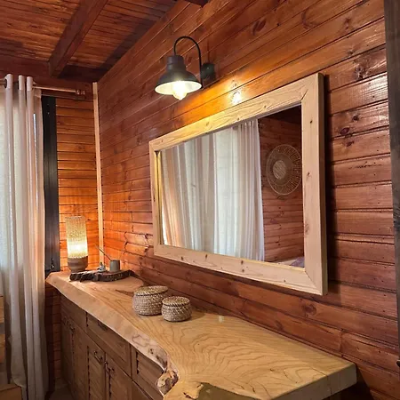 Panurlawoodenhouse Oezel Havuz& Sauna Mavi * Urla